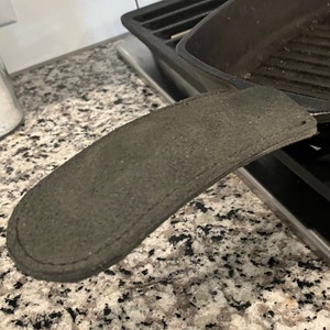 Set of 2 Leather Cast Iron Skillet Handle Cover sleeve in Charcoal Suede