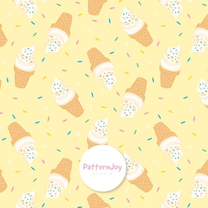 Pode incluir: Padrão repetitivo de cones de sorvete com sorvete branco e granulado colorido em um fundo amarelo claro. Os cones de waffle são marrons claros. Pequenos granulados coloridos estão espalhados.