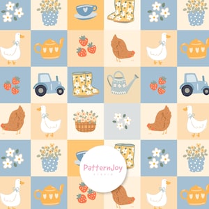 Pode incluir: Padrão repetitivo com ilustrações com tema de fazenda. O design inclui patos, galinhas, morangos, bules, tratores, regadores, vasos de flores e galochas. A paleta de cores consiste em azul claro, amarelo e branco.