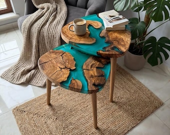 Ensemble de 2 tables gigognes faites main en bois d'olivier et en résine époxy - Tables d'appoint de luxe pour le salon