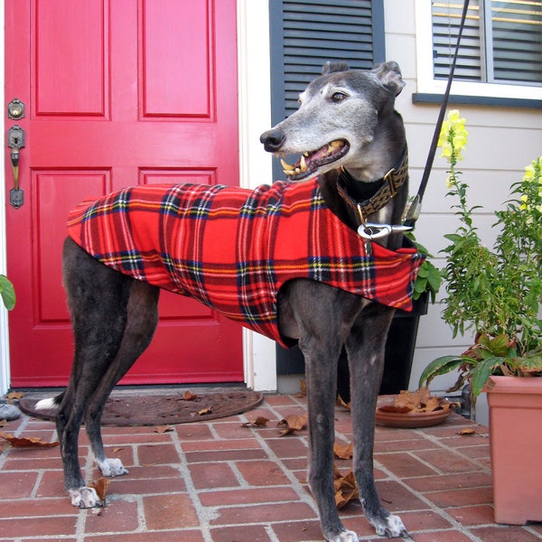 Manteau Greyhound | Veste de chien XL | Manteau de chien | Polaire à carreaux tartan rouge, bleu, noir, jaune et blanc avec doublure en polaire noire