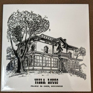 Vintage Villa Louis, Prairie Du Chien, Wisconsin Souvenir Tile Trivet 1960