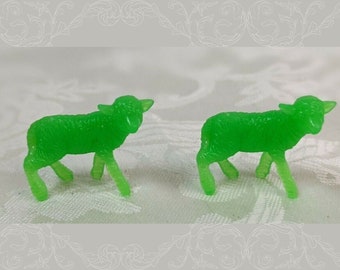 Vintage Ohio Art Farm Animals Green Sheep Lamb Valleyview Barn 2