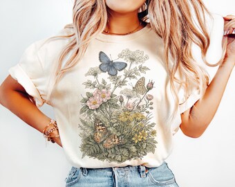 Retro botanische vlinder graphic T-shirt, Cottagecore Wildflower Garden natuurshirt, zachte bloemen esthetiek, comfort Colors® Nature Lover Gift
