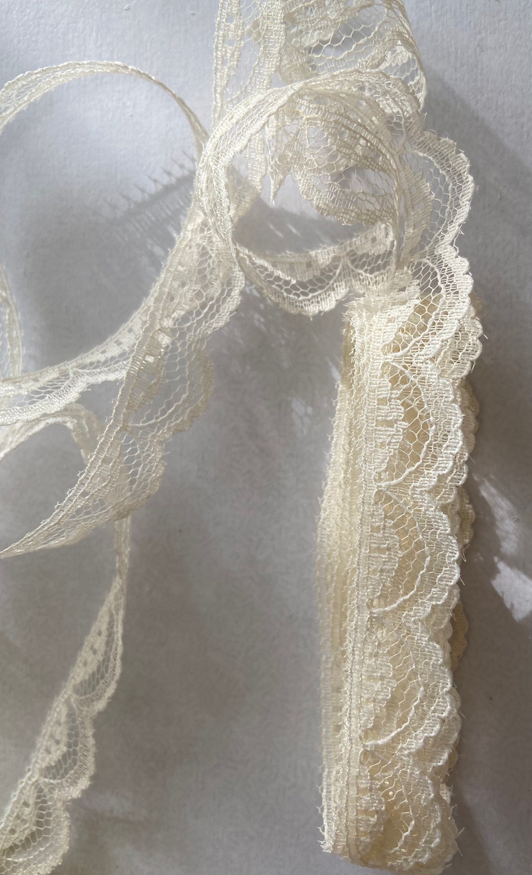 Natural/ivory Scallops Lace Trim, 5/8 Inch X 10 Yards Bundle in Natural