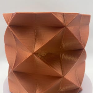 Diamond Helix vase – faceted spiral modern deco digital stl