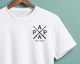 Zauberer Papa Shirt, Magic Dad T-Shirt, Papas Edition, Vatertag Geschenk, personalisierbares Geburtsjahr Kind, Geschenk Mann, Zauberstäbe