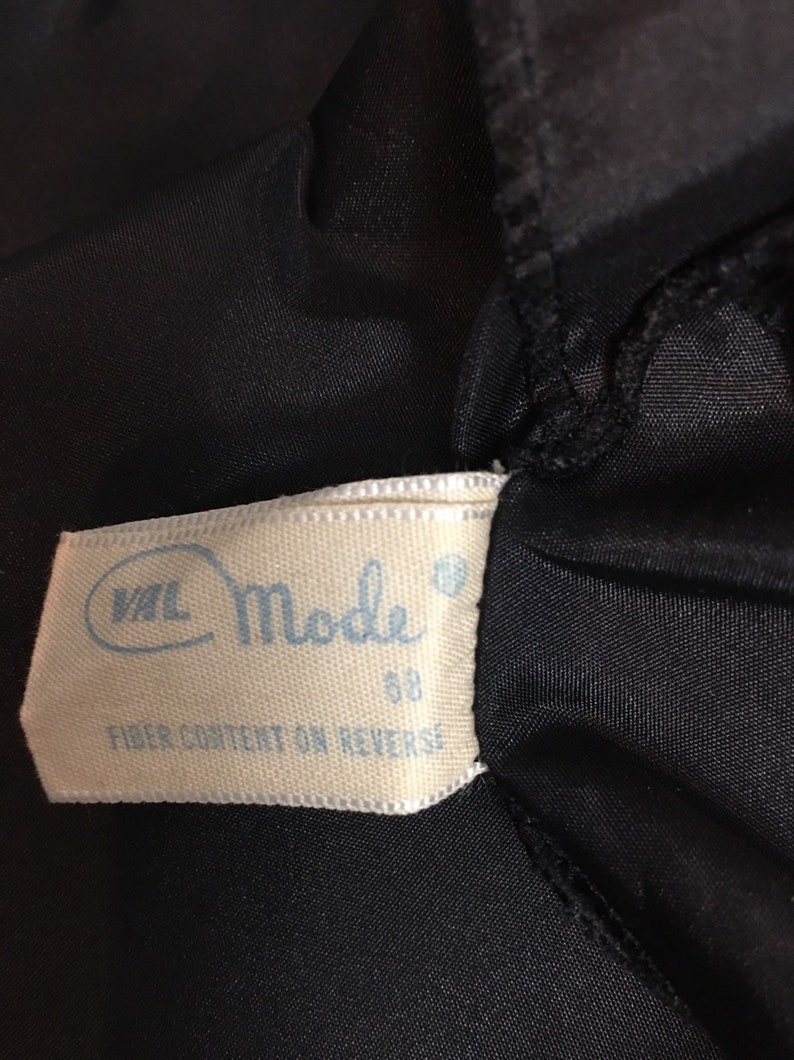 Val Mode Dress Slip Sz 36 Black with Zipper