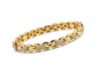Gold link bracelet