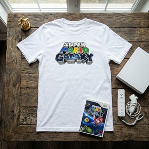 Camiseta com estampa do Super Mario Galaxy | Camiseta retrô de jogos da Nintendo imagem 6
