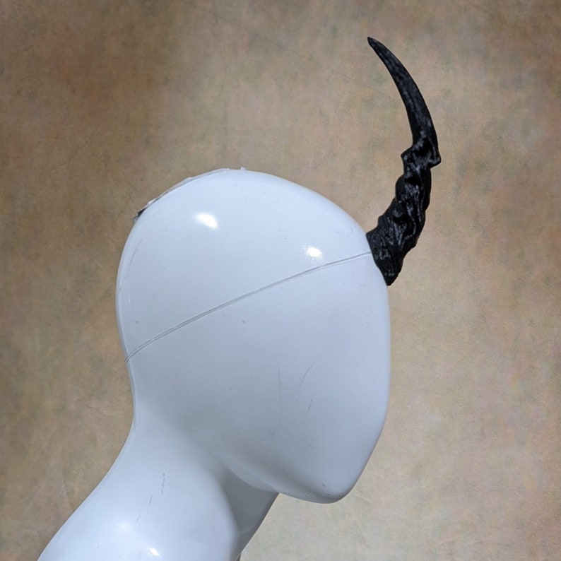 Lightweight Costume Unicorn Horn image 7