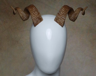 Lightweight Costume Fearne Spiral Horns