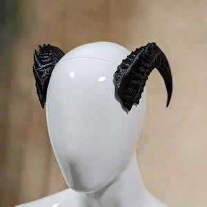 Lightweight Costume Spiked Ram Horns