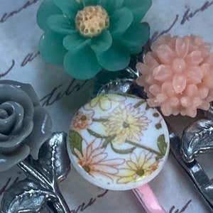 Handmade Floral Bobby Pin Set for Women