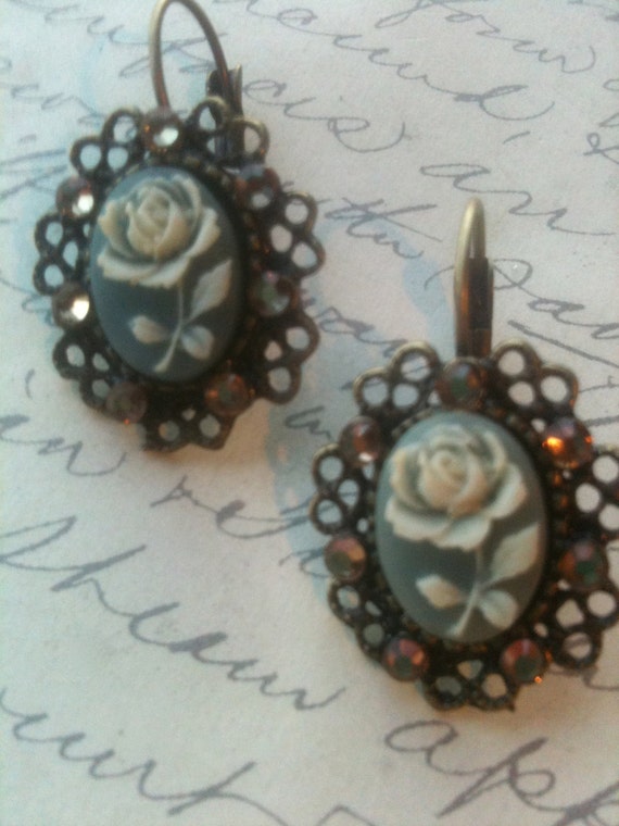 Handmade Flower Cameo Earrings, Vintage Jewelry, Antique Earrings, Earrings for Women