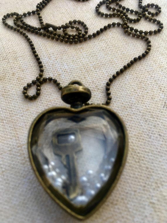 Handmade Lock and Key Floating Charm Necklace for… - image 2