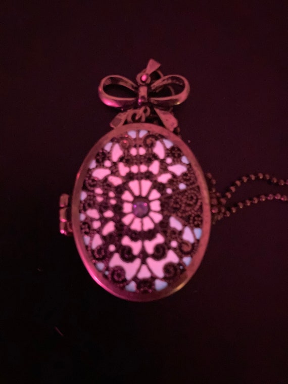 Handmade Glow in the Dark Pendant Necklace for Women