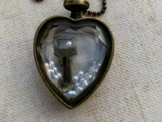 Handmade Lock and Key Floating Charm Necklace for… - image 3