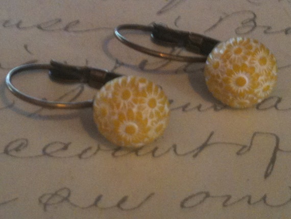 Vintage Earrings, Cameo Earrings, Cabochon Earrings, Antique Earrings, Earrings for Women