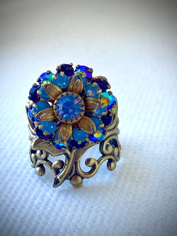 Handmade Vintage Swarovski Adjustable Flower Ring for Women