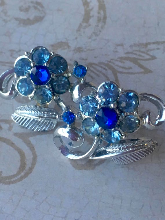 Vintage Jewelry, Vintage Earrings, Vintage Jewellery, Antique Jewelry, Vintage Style Earrings, Crystal Earrings, Flower Earrings, ScrewBack