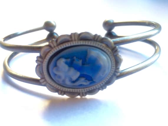 Jewelry, Bracelet for Women, Cameo Bracelet, Cuff Bracelet, Adjustable Bracelet, Cameo Bracelet, Bangle Bracelet