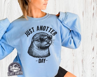 Sudadera de nutria marina Sudadera de nutria de río Regalo de nutrias para ella Sudadera de mujer con nutria marina Cuello redondo Regalos de vida marina
