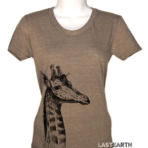 Giraffen-T-Shirt für Damen, handbedrucktes Safari-Shirt mit Naturmotiven