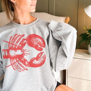 Lobster Sweatshirt, Maine Sweatshirt, Lobster Lover, Lobster Gift, Womens Lobster Sweatshirt, Gifts for Her, Men&#39;s Sweatshirt, Beachy Shirt