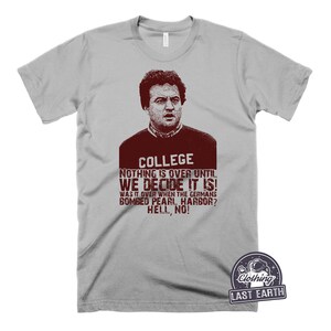 John Bluto Blutarsky T Shirt Animal House Graphic Tee 80er Jahre Vintage Shirt Lustiges College Shirt John Belushi Slogan Party Shirt Bild 4