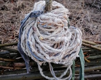 Seashell Natural ART YARN Wild Spun Beach Finds Handspun Weaving Yarn Textured Wool Shells Saori Weaving Fiber Art Fibre Crochet Loom Weave