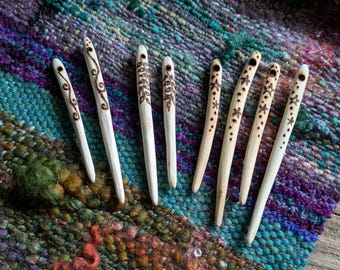 ONE Wooden Weaving Needle - Wildcrafted Magical Tapestry Weaving Nalbinding Yarn Bodkin Forest Fiber Art Knitting Needles Loom Wool Craft