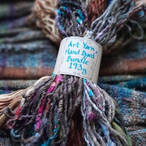 ART YARNS BUNDLE Handspun Bulky Hand Dyed Yarns Recycled Scrap Yarn Weaving Handweaving Wool Saori Weaving Fiber Fibre Crochet Knitting Felt