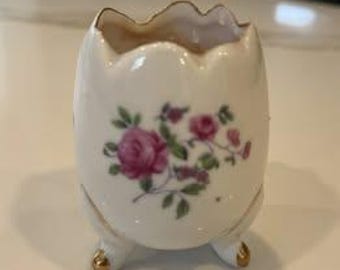 Vintage Porcelain Footed "cracked egg" Candle