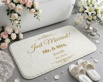 Custom Bath Mat, Custom Wedding Bath Mat, Personalized Wedding Gift, Mr and Mrs Rug, Newlywed Bridal Shower Present, Just Married Bath Mat