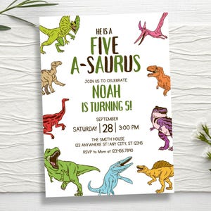 Invitación de cumpleaños de dinosaurio, invitación para el quinto cumpleaños de Five A-Saurus, plantilla editable de Canva (digital e imprimible)