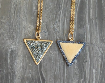 RÉVERSIBLE écrasé Triangle cristal - collier 2 en 1 - or ton Style