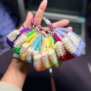 PATTERN - Tiny Tote Bag (Airpod Case) image 4