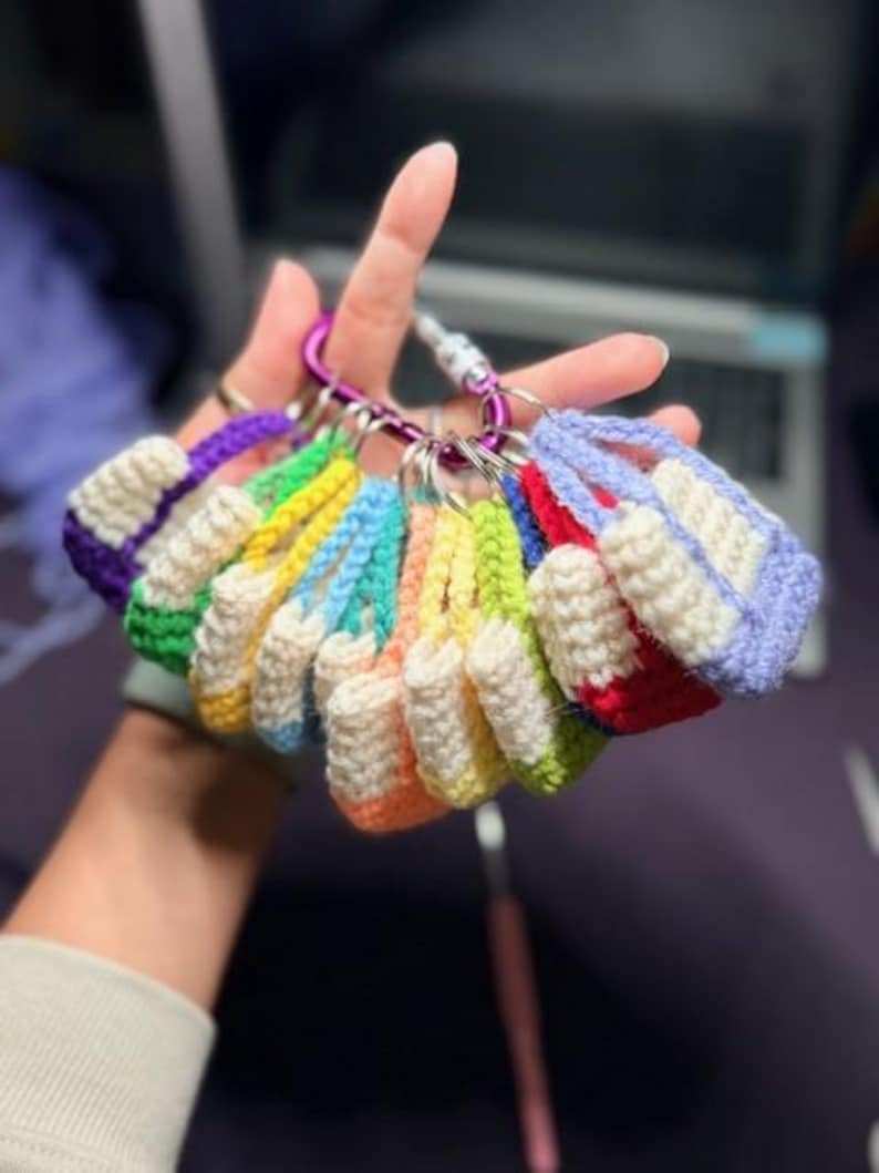 PATTERN - Tiny Tote Bag (Airpod Case) image 4
