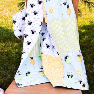 Baby Boy Lamb Quilt, Sheep Crib Bedding, Lewe the Lamb Quilt, Susybee Quilt, Nursery Quilt, Baby Boy Blanket