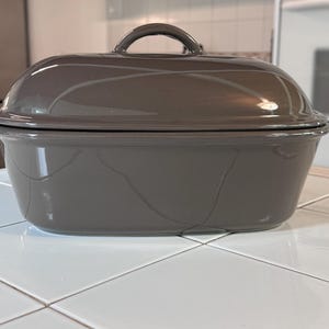 Vintage Pampered Chef stengods med lock | 3 liter | Tillverkad i USA | Rustik brun ugnsform med lock