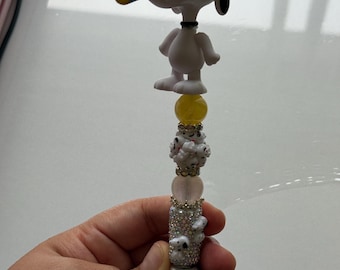Snoopy character beaded pen