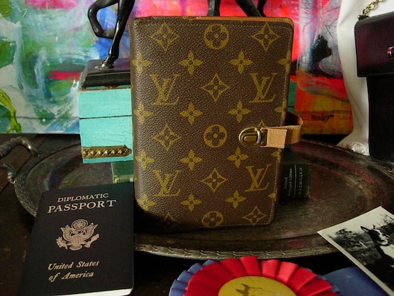 louis vuitton handbolsas saks