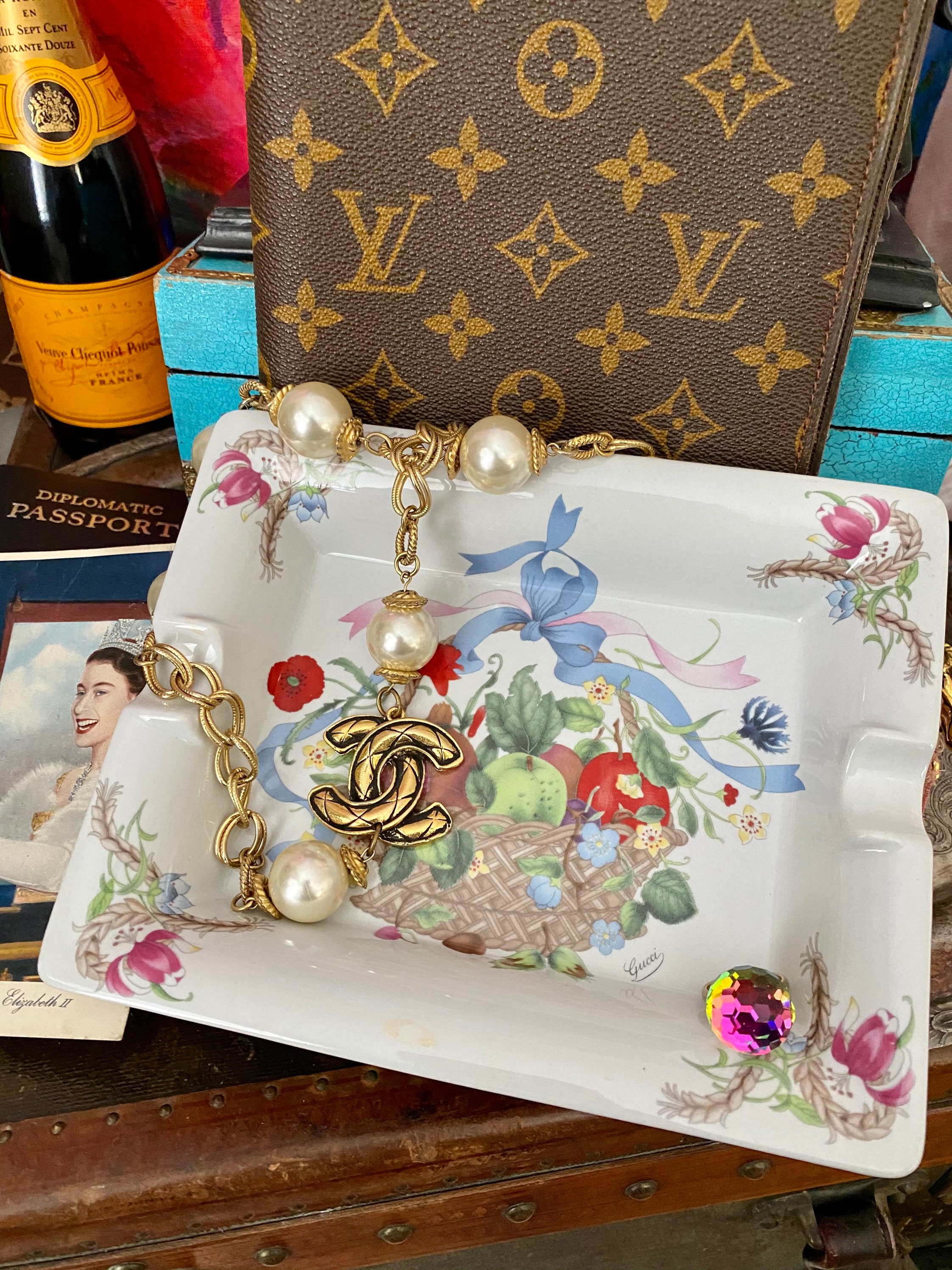 Rare Vintage GUCCI Floral Dish TRAY Jewelry Cache Keeper