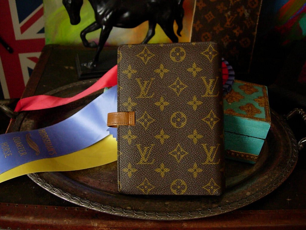 Saks 5th avenue louis vuitton handbags Clearance
