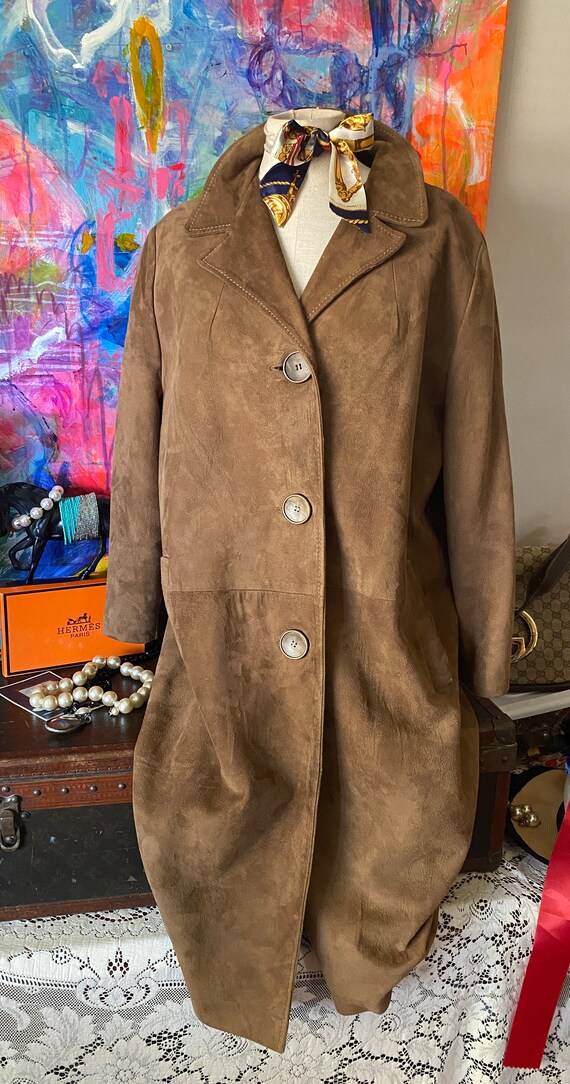 Gorgeous Retro Vintage Brown Suede Coat Designer … - image 2