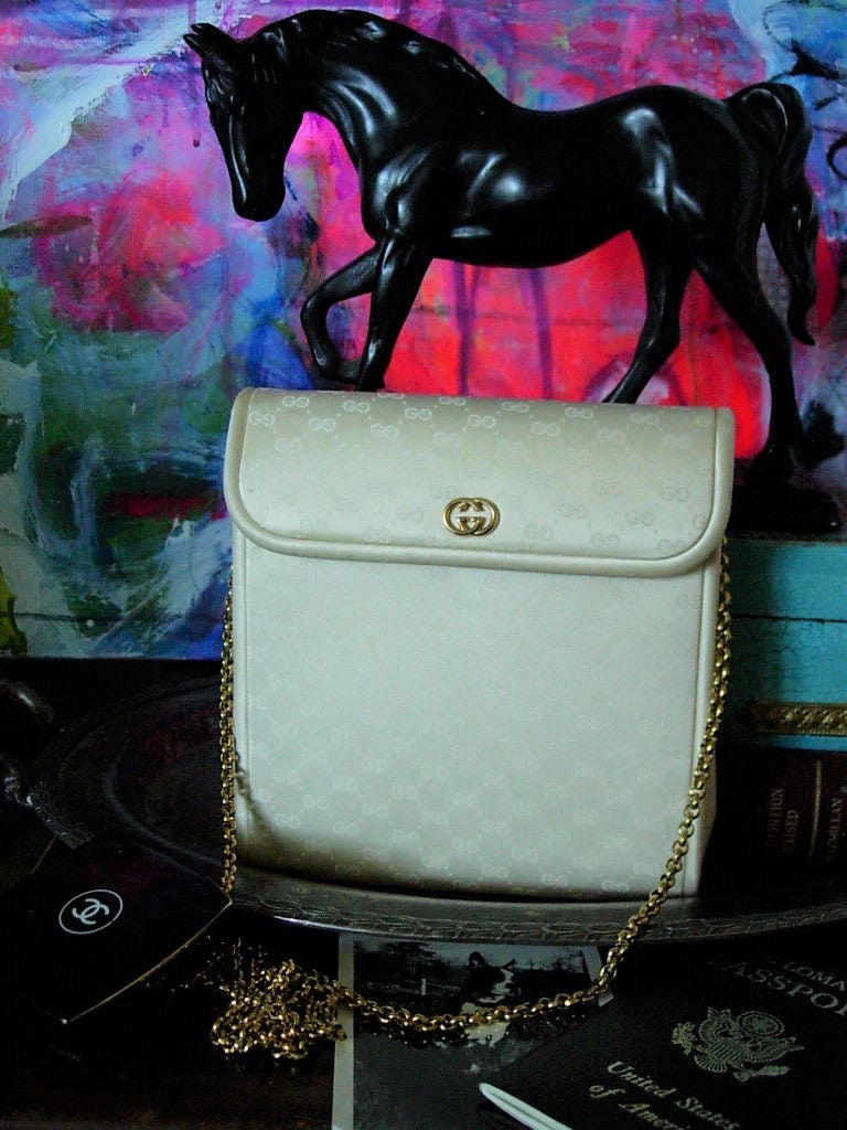 Vintage Authentic Gucci Leather Marmont Animal Stud Crossbody