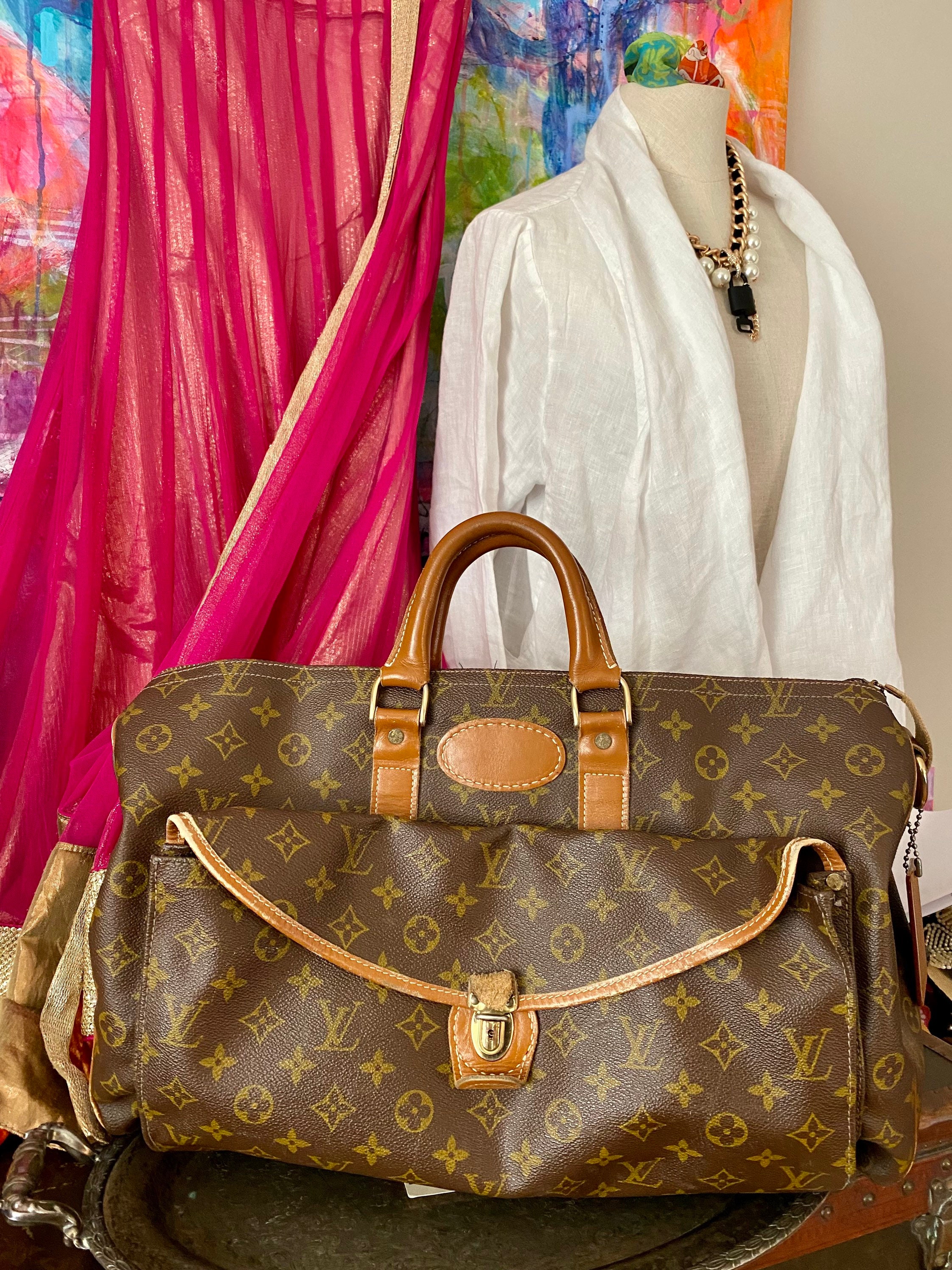 Louis Vuitton Khaki Green Keepall Bandoulière 50 of Giant Monogram Canvas  with Polished Brass Hardware, Handbags & Accessories Online, Ecommerce  Retail