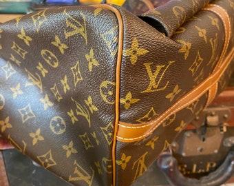 Louis Vuitton, Bags, Louis Vuitton Rare Mesh Keepall 5 Monogram Duffle  Bag Travel Bag Neon Hot Pink