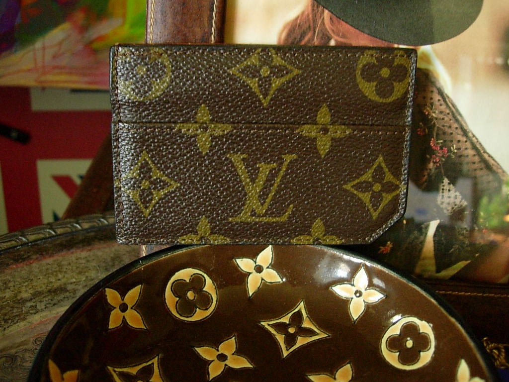 lv snap wallet